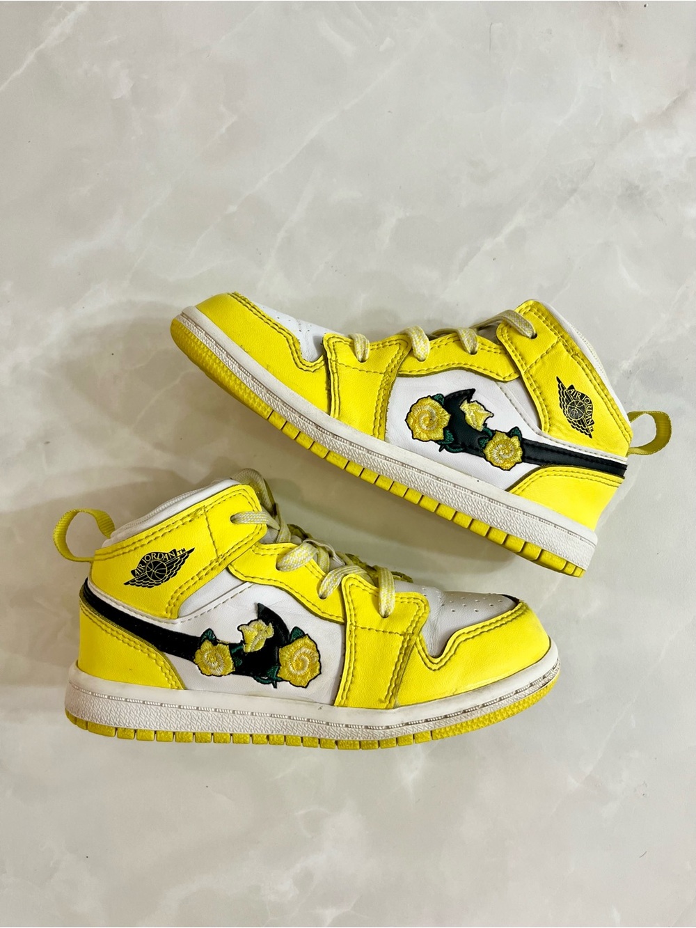 Nike Air Jordan 1 Mid SE "Rose Patch" AV5172-700 (Toddler) 9C High Top Sneaker